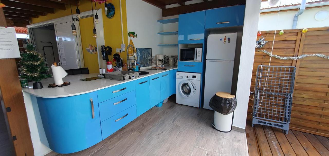 "Chez Claudia "Charmant Logement Avec Jacuzzi Privatif En Toute Intimite Sur Belle Terrasse Exterieure En Bois Et Piscine Courcelles Luaran gambar