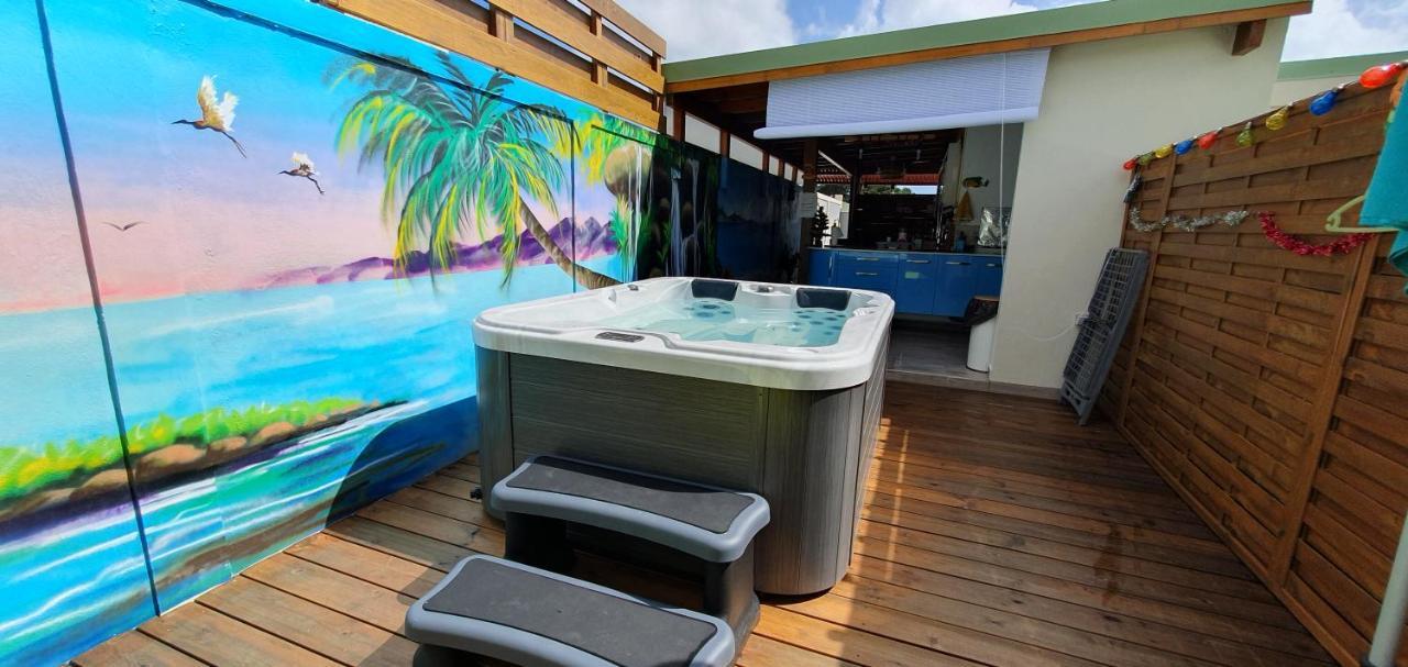 "Chez Claudia "Charmant Logement Avec Jacuzzi Privatif En Toute Intimite Sur Belle Terrasse Exterieure En Bois Et Piscine Courcelles Luaran gambar